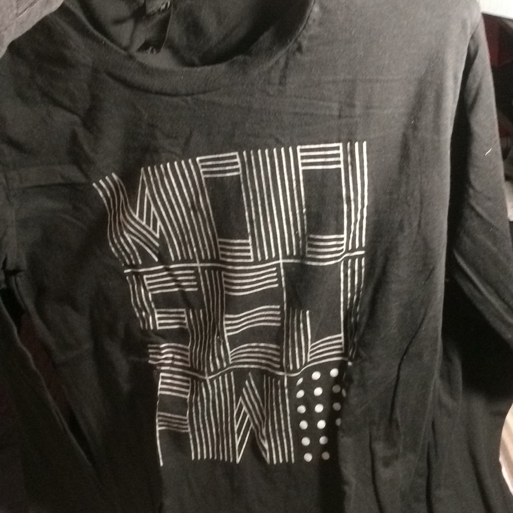 Black long sleeve with cool pattern